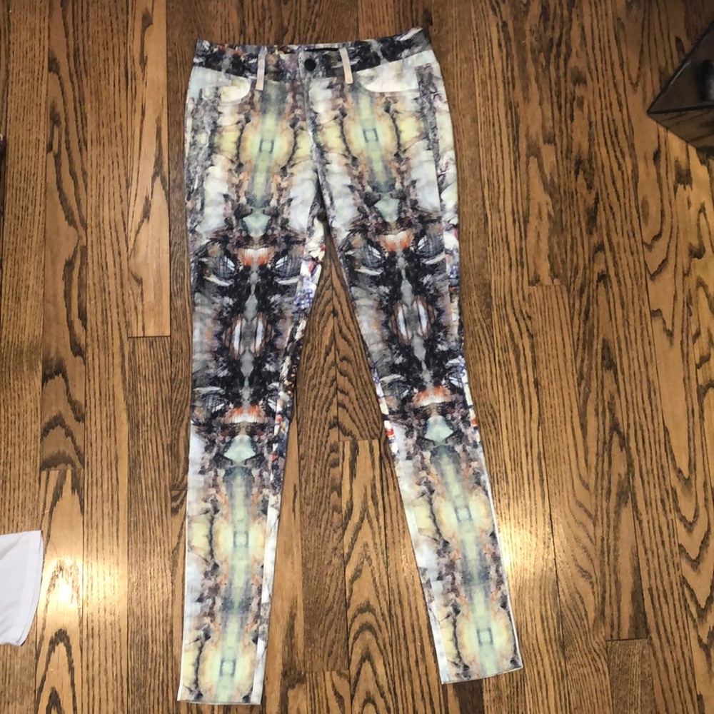 Geometric patterned pants